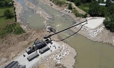 Bartın’da yıkılan köprünün yerine MSB geçici köprü kuruyor