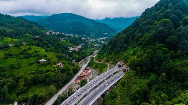 istanbul-kayseri-arasi-kadar-tunel-insa-edildi-1746528760479.jpg