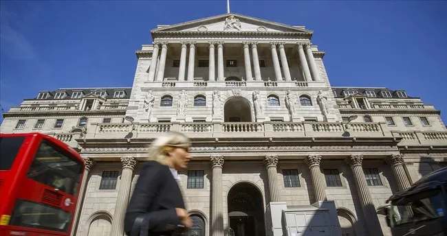 Fed'in ardından BoE'de faizi sabit tuttu