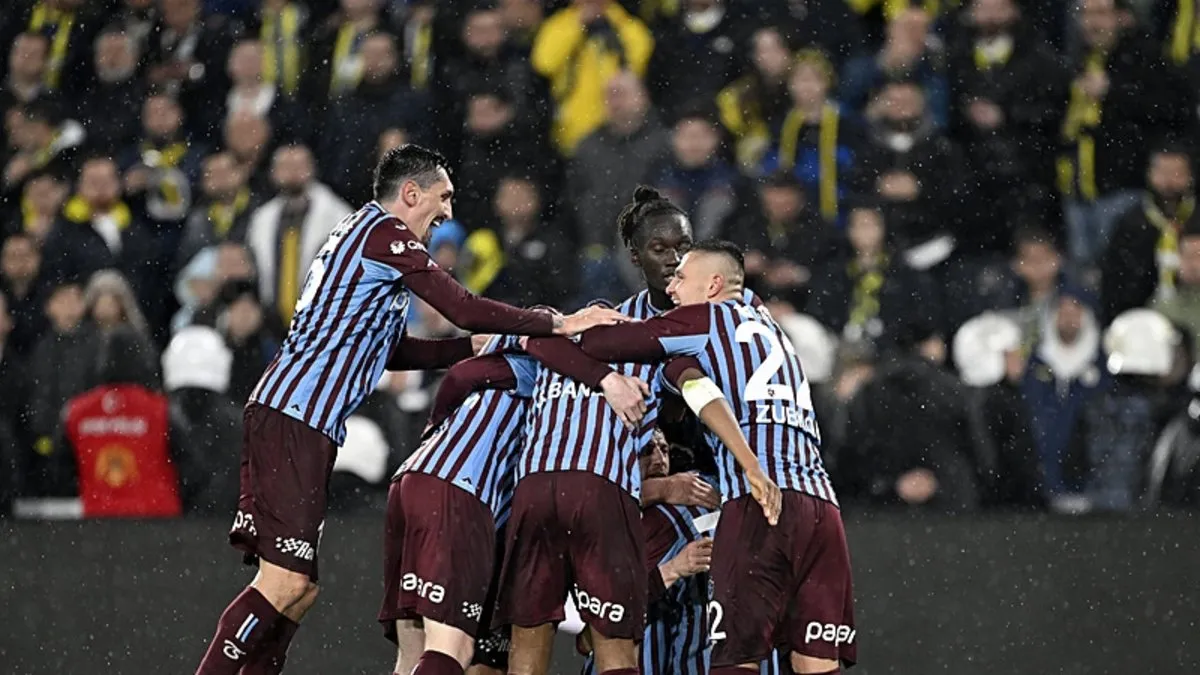 Trabzonspor üstünlüğünü koruyamıyor!