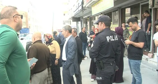 Arnavutköy’de fatura ödemelerini toplayıp ortadan kayboldular Arnavutköy’de fatura ödemelerini toplayıp ortadan kayboldular