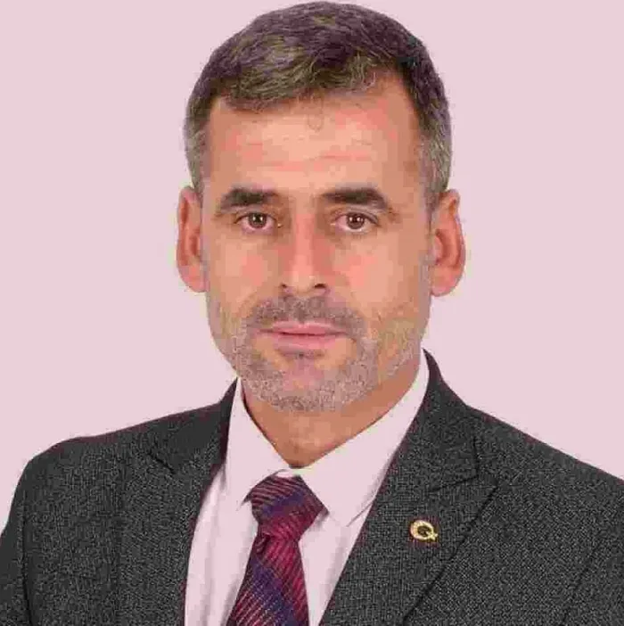 belediye-baskani-bicakli-saldiri-oglu-arbedede-yaralandi-1783410422221.jpg