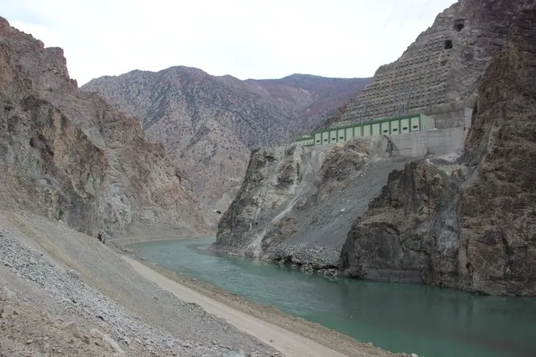 Nefesler tutuldu! Yusufeli Barajı’nda tarihi gün: Yarın açılıyor! Dikkat çeken ‘750 bin TOGG’ detayı