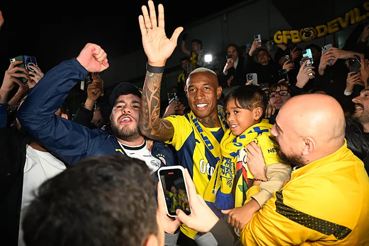 Son dakika haberi: Fenerbahçe, Talisca’yı duyurdu! Brezilyalı imza için İstanbul’a geldi...
