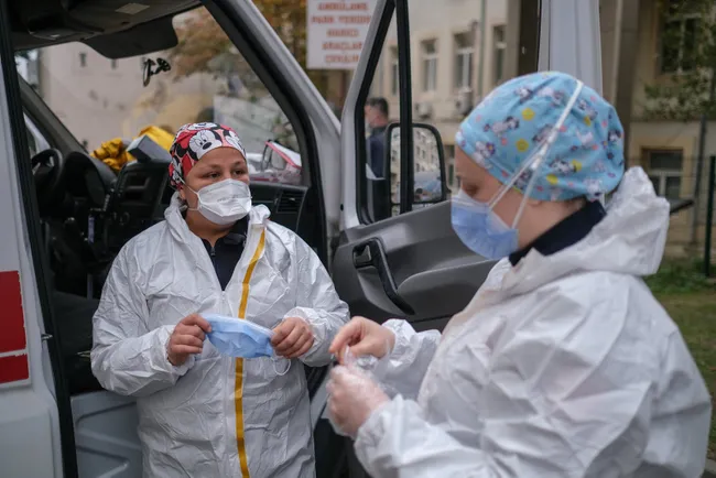 son-dakika-istanbul-il-saglik-muduru-konustu-iste-asilamada-son-durum-1618473544179.jpg İstanbul İl Sağlık Müdürü Kemal Memişoğlu: Vatandaşlarımız bir an önce randevularını alıp aşı olsun - 6