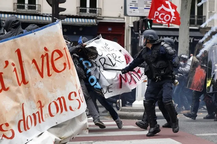 Fransa’da sokaklar karıştı