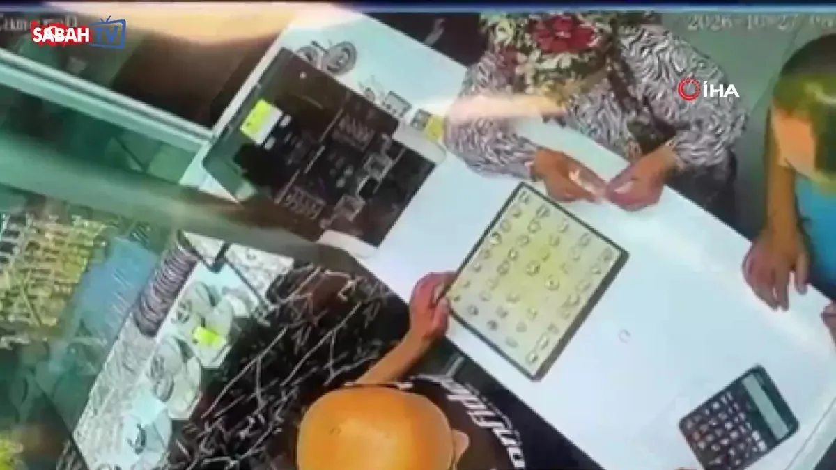 Hatay'da iki hırsız kuyumcudan altın yüzükleri böyle çaldı