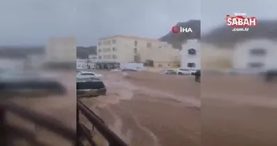 Umman’da sel felaketi, okullar tatil edildi | Video