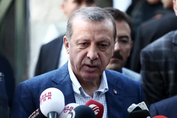 Cumhurbaşkanı Erdoğan İstanbul'da bayram namazı kıldı