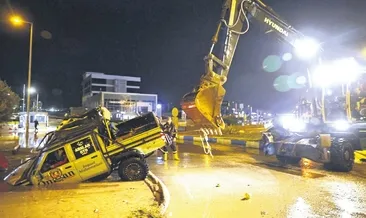 Antalya ve Muğla’da hortum çatıları uçurdu