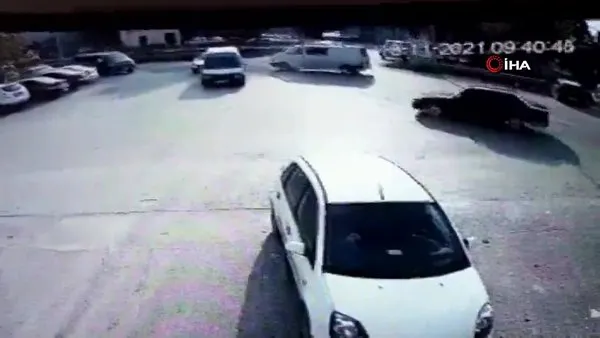 Antalya'da drift yaparken polise yakalanan talihsiz sürücü kamerada