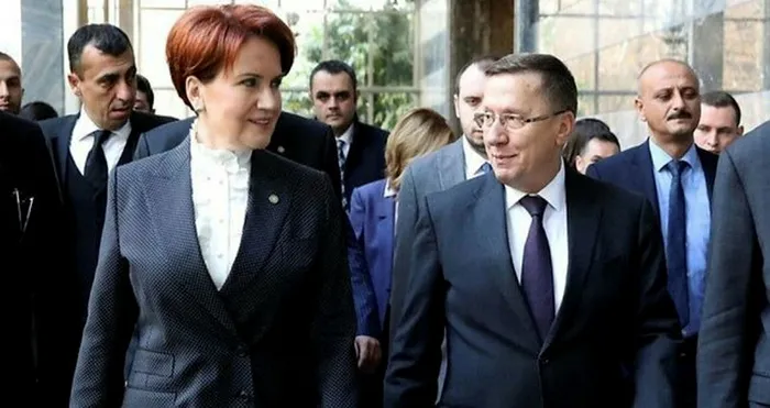meral-aksener-kufurbaz-lutfu-turkkana-sahip-cikti-sehit-agabeyini-hedef-aldi-planli-bir-provokasyon-1636442686973.jpg Meral Akşener küfürbaz Lütfü Türkkan'a sahip çıktı! Şehit ağabeyini hedef aldı: Planlı bir provokasyon