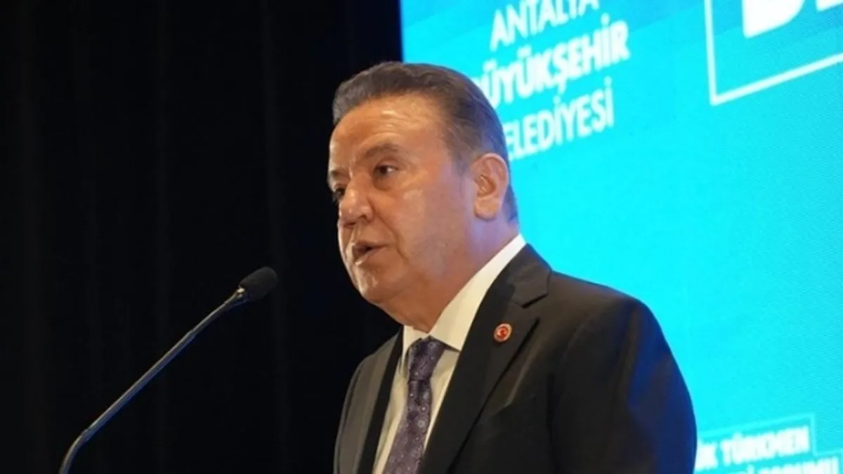 Son dakika | Antalya Büyükşehir'e rüşvet soruşturmasında yeni gelişme: 8 gözaltı! Son dakika | Antalya Büyükşehir'e rüşvet soruşturmasında yeni gelişme: 8 gözaltı!