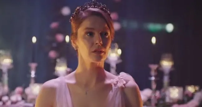 camdaki kiz konusu ne oyunculari kim