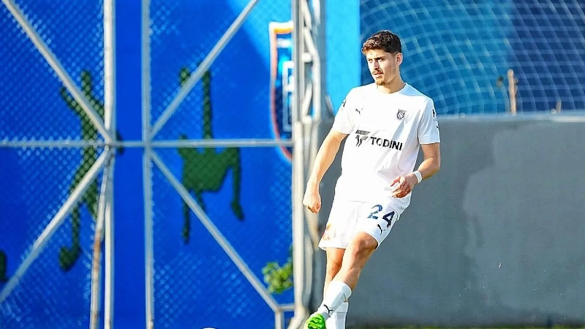 RAMS Başakşehir'de Ravil Tagir, Al Jazira'ya transfer oldu