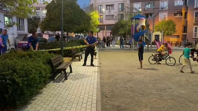 parkta-oynayan-cocuk-yorgun-mermi-ile-yaralandi-1757921580897.jpeg