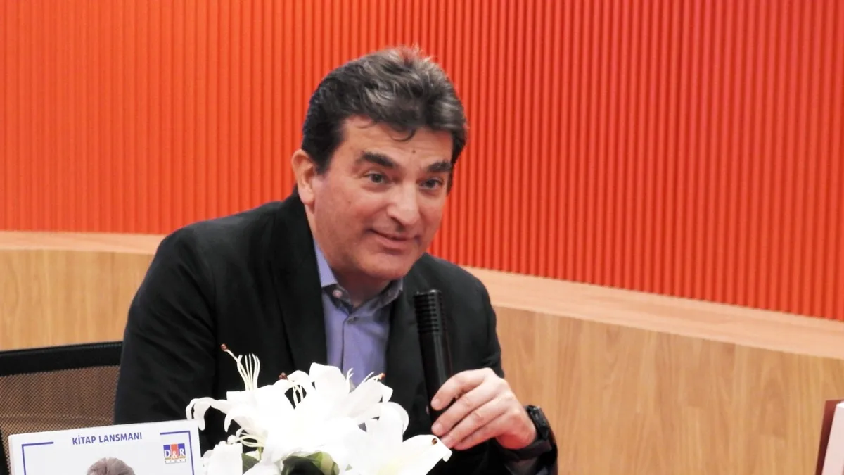 OYAK Genel Müdürü Prof. Dr. Murat Yalçıntaş’ın kaleme aldığı “Yeni Altay’ın Bilinmeyen Hikayesi” kitabının imza günü yapıldı OYAK Genel Müdürü Prof. Dr. Murat Yalçıntaş’ın kaleme aldığı “Yeni Altay’ın Bilinmeyen Hikayesi” kitabının imza günü yapıldı