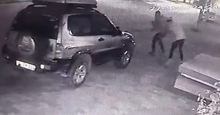 Sokakta bıçaklanarak öldürüldü