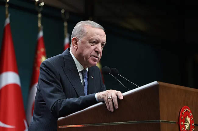 SON DAKİKA: Başkan Erdoğan’dan Kabine Toplantısı sonrası önemli açıklamalar: Netanyahu dünyayı ateşe sürüklüyor