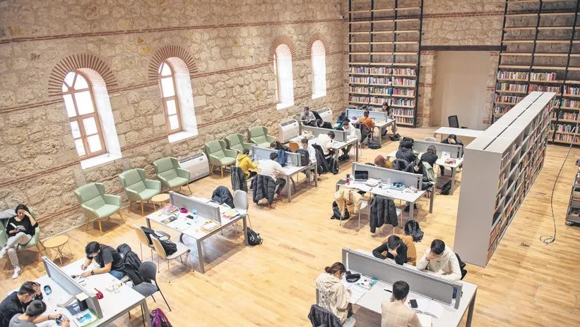 Tarihin havasını soluyacaksınız! Türkiye’nin en görkemli kütüphanesi...