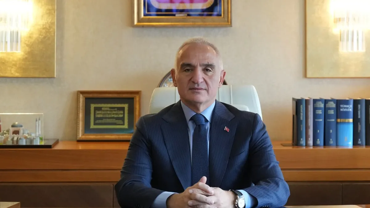 Bakan Ersoy’a yönelik iftiralar çöktü! Mahkemeden Turhan Çömez’e tazminat cezası Bakan Ersoy’a yönelik iftiralar çöktü! Mahkemeden Turhan Çömez’e tazminat cezası