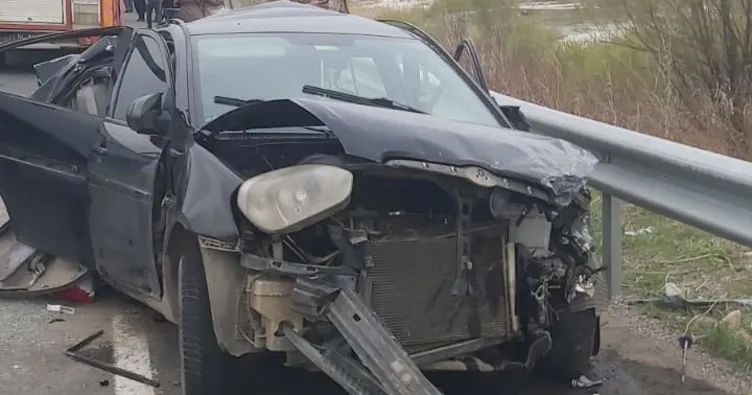 Ağrı’da trafik kazası! 2 ölü, 8 yaralı