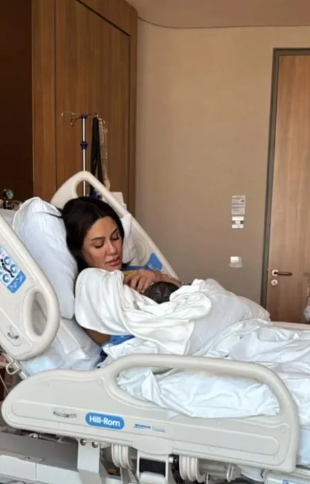 Minik Aybirdi için dualar edildi! Sahra Işık bebeği Pamir’ mevlit okuttu!