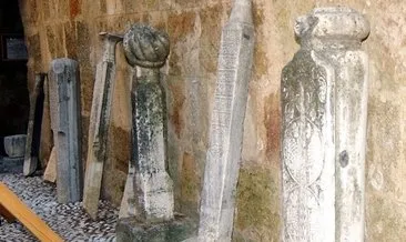 Yunanistan’dan tarihi saygısızlık: Osmanlı mezarları talan edildi!