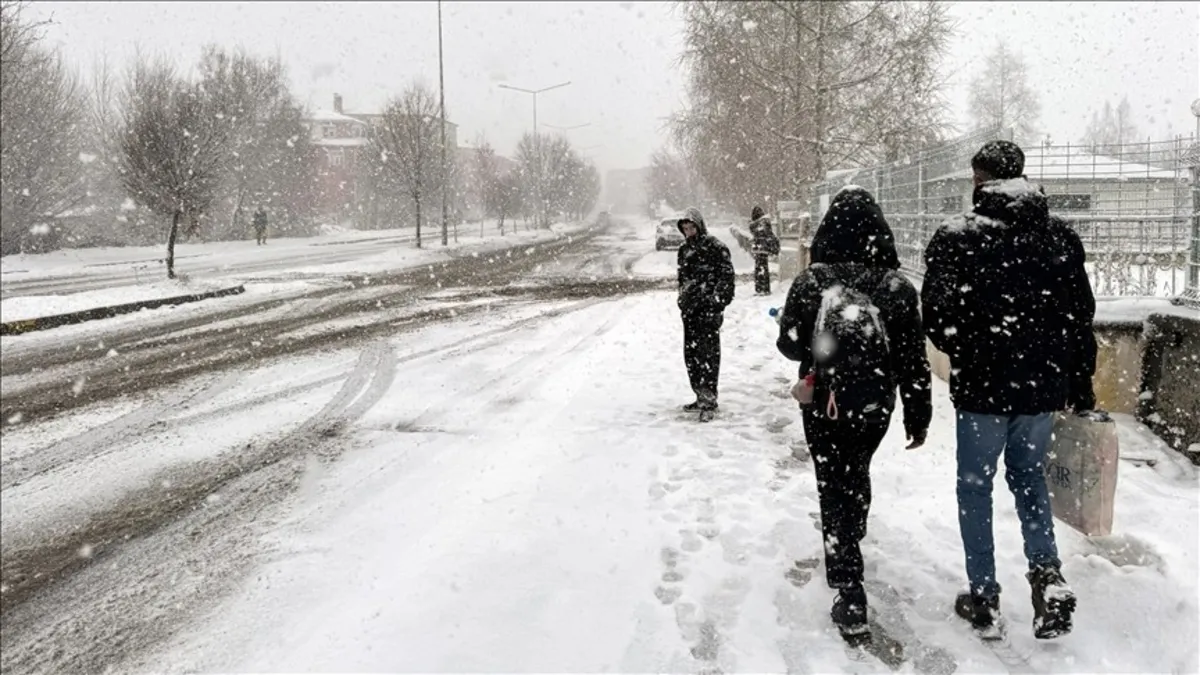 Ardahan'da eğitime kar engeli Ardahan'da eğitime kar engeli