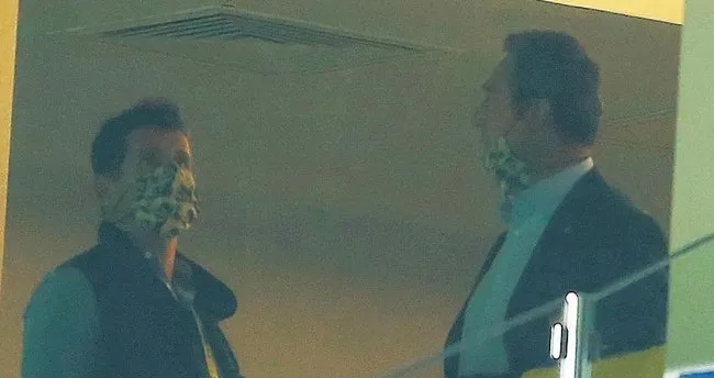 Yüzler asıldı