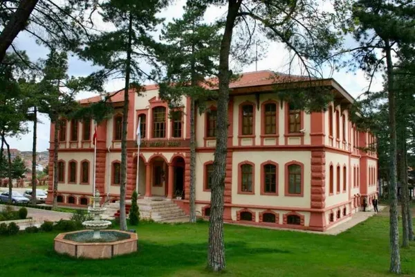 CHP’li Başkan Semih Şahin’in rüşvetle gelen lüks hayatı! Bodrum’da 8 milyonluk villa aldı