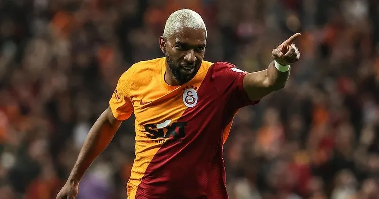 Ryan Babel, Beşiktaş Galatasaray derbisinde hangi takımı destekleyeceğini açıkladı