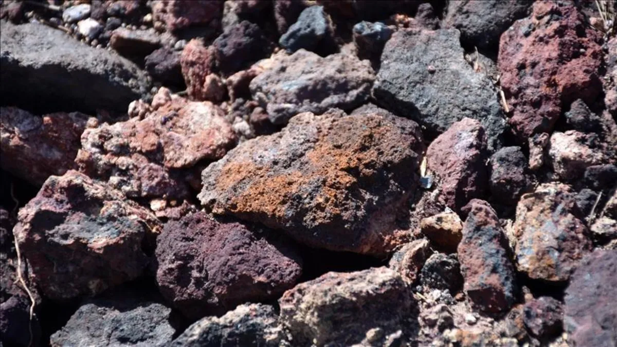 Maden şirketlerinin izin ücretleri yeniden düzenlendi Maden şirketlerinin izin ücretleri yeniden düzenlendi