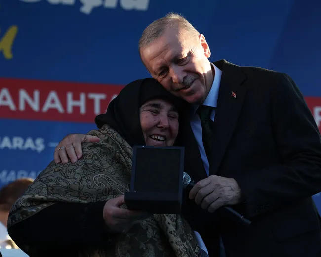 Asrın inşa seferberliği tamamlanıyor: Başkan Recep Tayyip Erdoğan 455 bininci deprem konutunu teslim edecek!