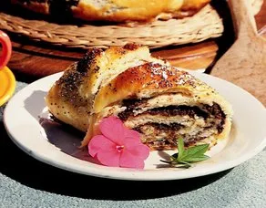 Haşhaş Ezmeli Çörek