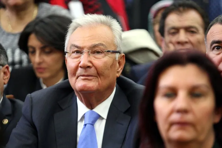 Deniz Baykal kimdir?