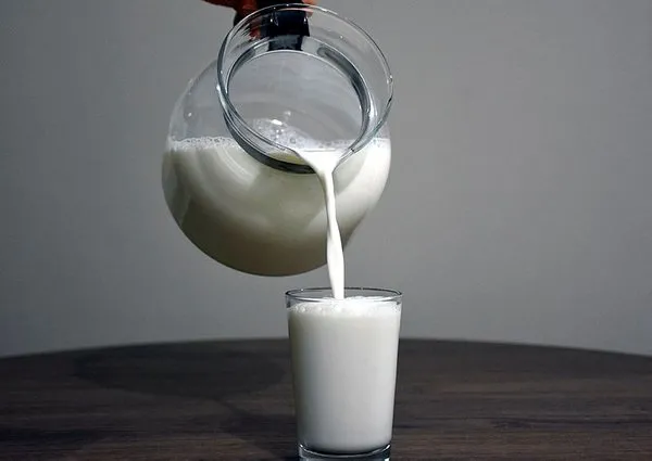 Süt ve Sarımsak kürü her derde deva!