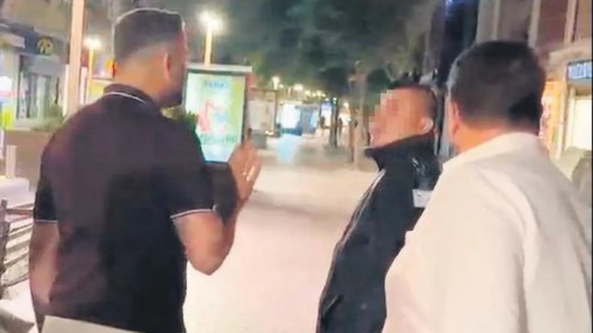 Eskişehir'de 15 Temmuz afişlerini indirdiği iddia edilen güvenlik görevlilerine adli kontrol uygulanması.