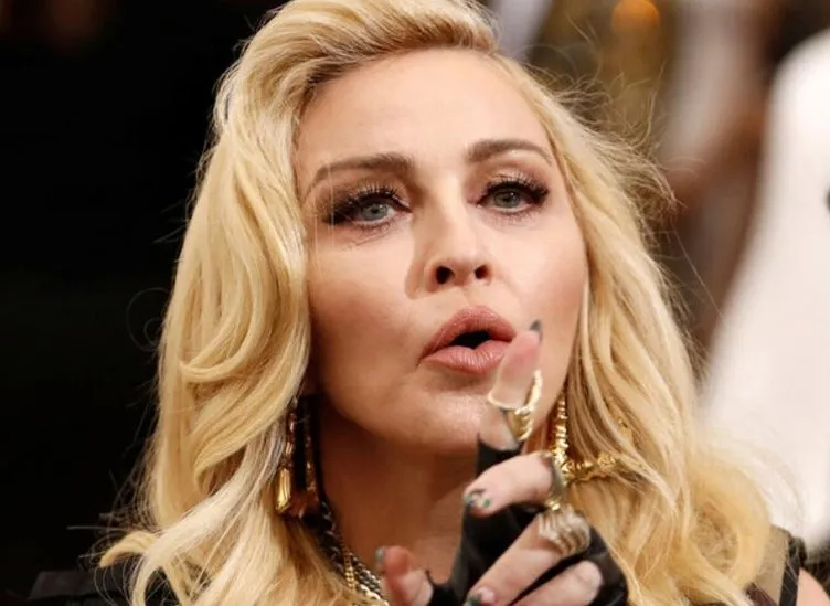 Entübe edilen Madonna’nın son durumu…  Hayranlarını üzen haber: Yataktan kalkamıyor!