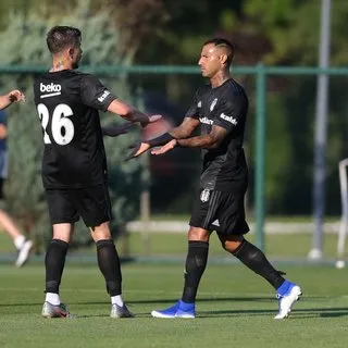 Beşiktaş'tan Kocaelispor'a gol yağmuru