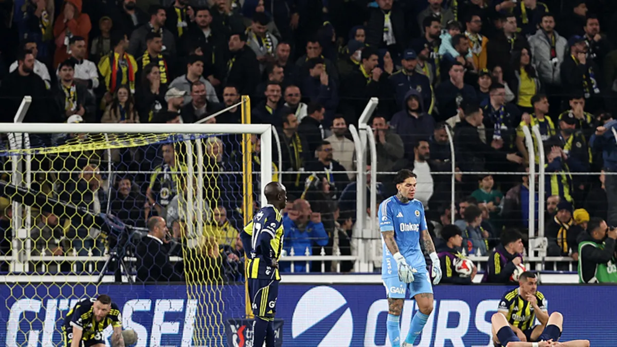 Fenerbahçe’ye son dakika şoku! Ederson’a tepki, Tedesco inanamadı – Galeri Fenerbahçe’ye son dakika şoku! Ederson’a tepki, Tedesco inanamadı – Galeri