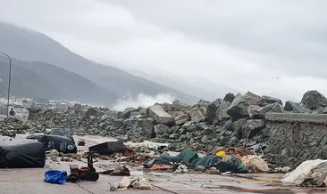 Yalova'da deniz taştı: Yapılar zarar gördü #yalova