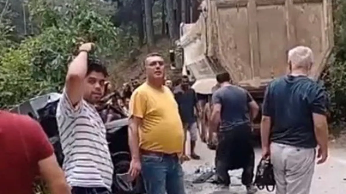 Hatay Erzin-Zorkun yolunda feci kaza: 9 yaralı Hatay Erzin-Zorkun yolunda feci kaza: 9 yaralı