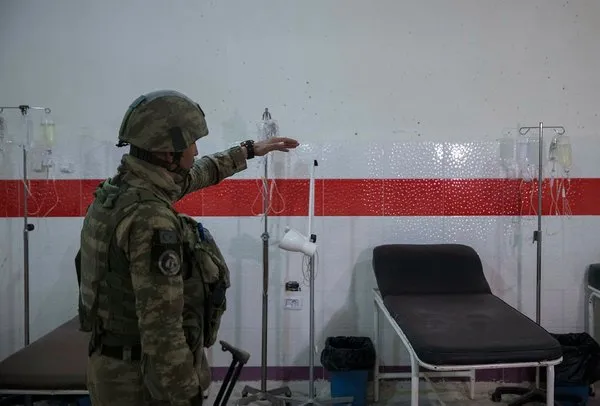 Mehmetçik Afrin'de teröristlerin tam teşekküllü yer altı hastanesine girdi