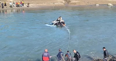 Tunceli’de araç baraj gölüne uçtu, araçtaki genç son anda kurtarıldı #tunceli