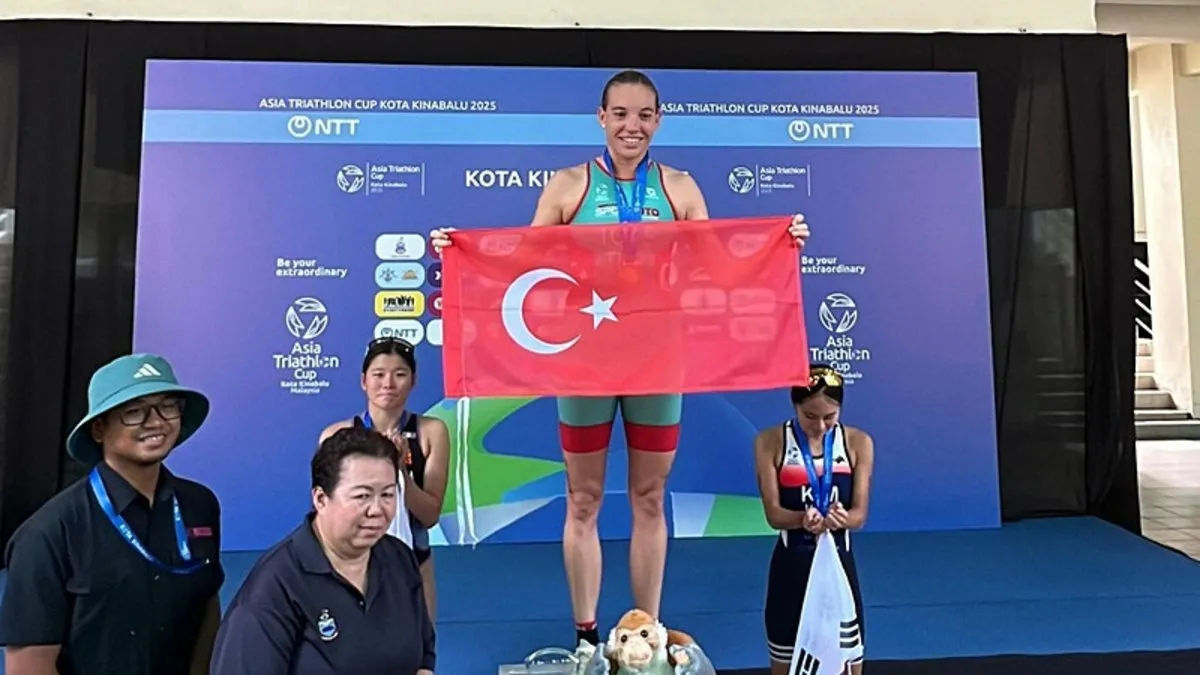 Milli triatlet Sinem Francisca Tous, Asya Kupası’nda altın madalya kazandı Milli triatlet Sinem Francisca Tous, Asya Kupası’nda altın madalya kazandı