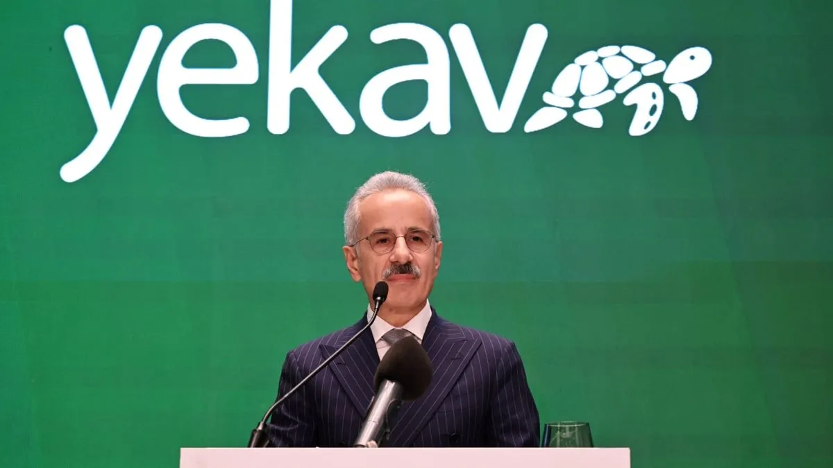 Bakan Uraloğlu: Bölünmüş yollar ile 2,4 milyar litre akaryakıt tasarrufu sağlandı