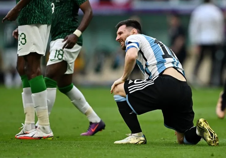 Son dakika haberi... Messi'nin Arjantin'i Katar'da dağıldı! Dünya Kupası'nda 48 yıl sonra bir ilki yaşadılar