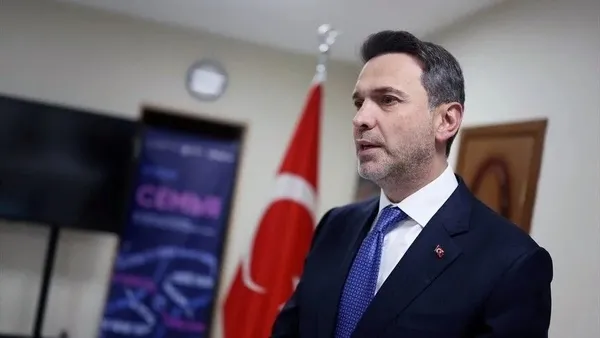 35-milyar-dolar-turkiyenin-cebinde-kalacak-bakan-bayraktar-turkiye-icin-oyun-degistirici-hamleyi-acikladi-1792320864618.jpeg
