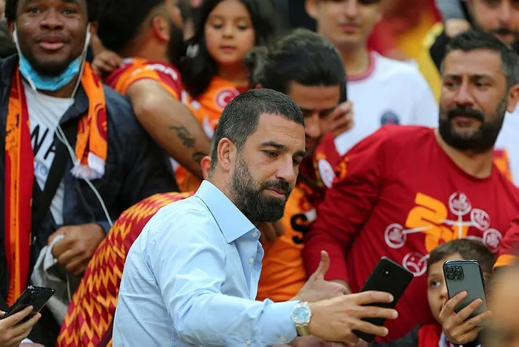 Son dakika Galatasaray haberleri: Erden Timur’dan Alexis Sanchez ve Nelsson transferinde bomba itiraf! Arda Turan detayı...